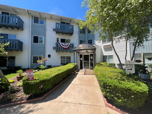 55+ Independent Adults - Spacious 1 Bedroom 1 Bath!! – photo 1