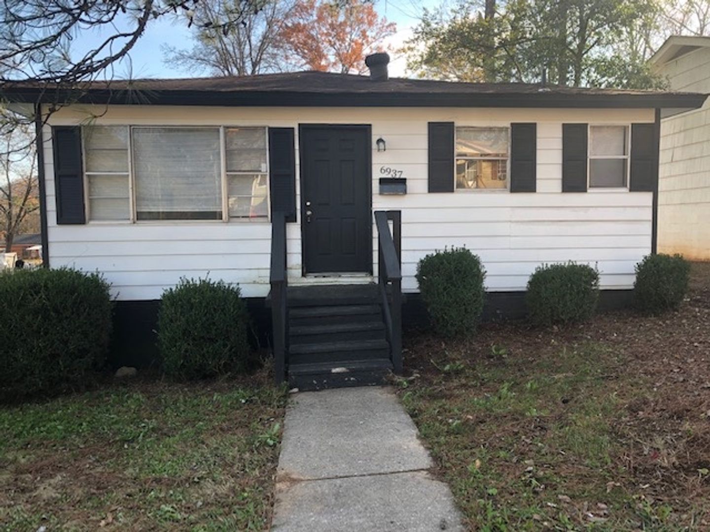 Birmingham House: 6937 67th St S