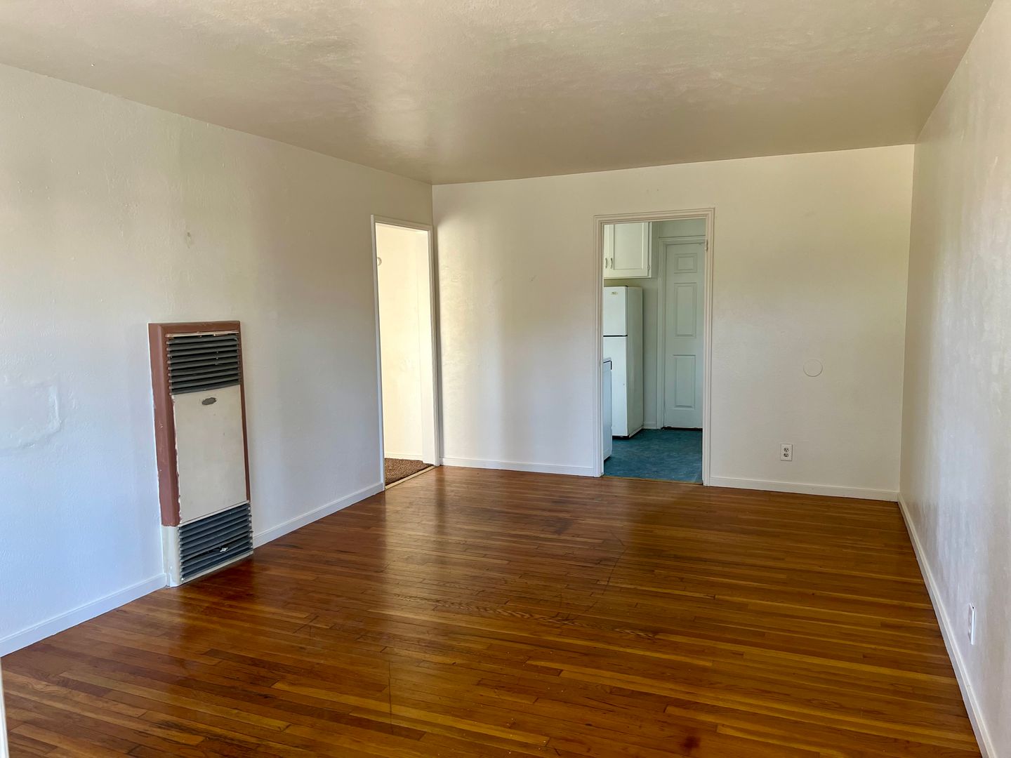 Fresno Apartment: 2011 E Simpson Ave