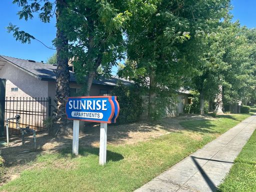 Spacious 2 bed 1 bath! – photo 1