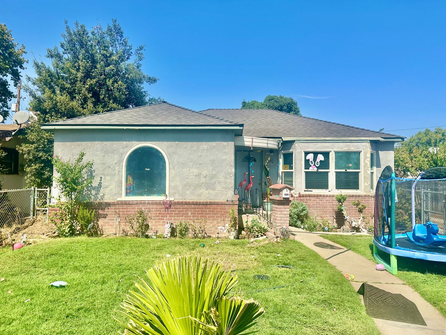 Fresno Apartment: 4509 E Illinois Ave