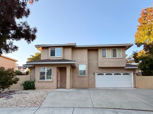 Beautiful 3 Bedroom 2.5 Bathroom Single Family Home Available 8/1/2026 **DO NOT DISTURB TENANTS** – photo 1