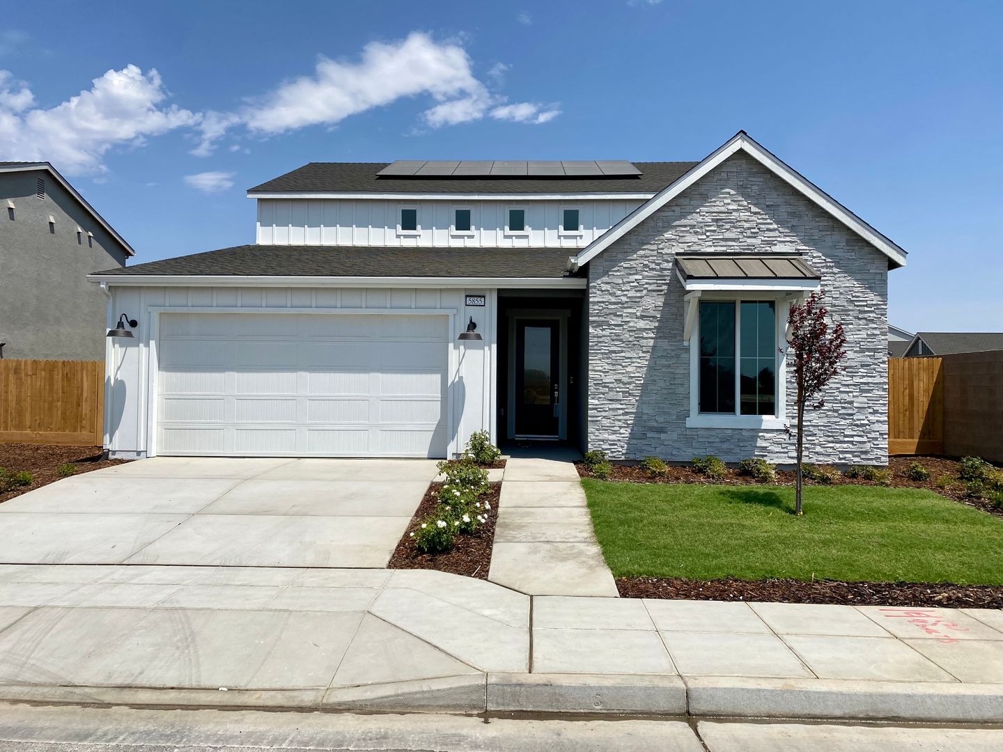 Fresno House: 5855 E Belgravia Ave