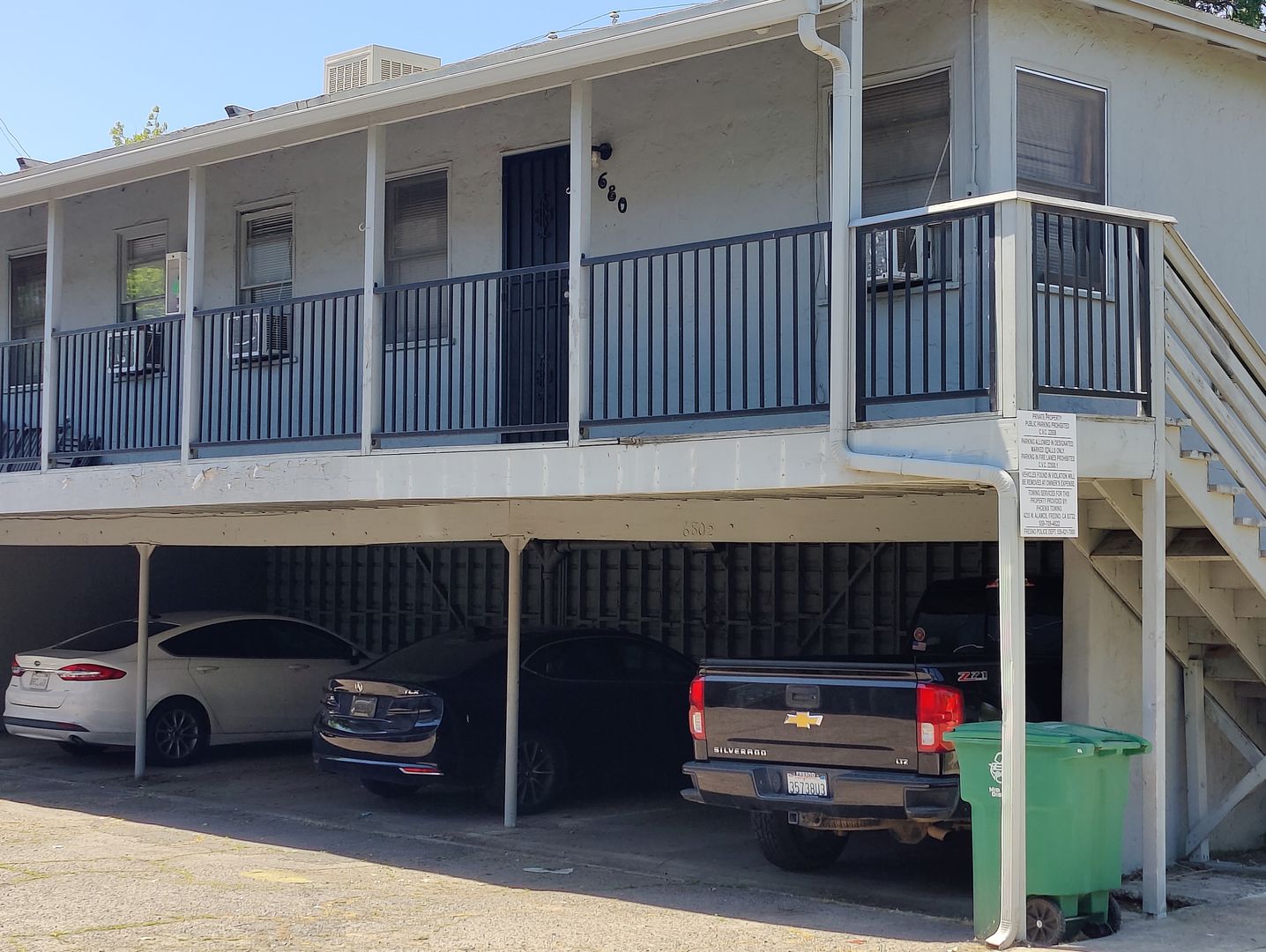 Fresno Apartment: 680 Hedges-1327 Linden Ave