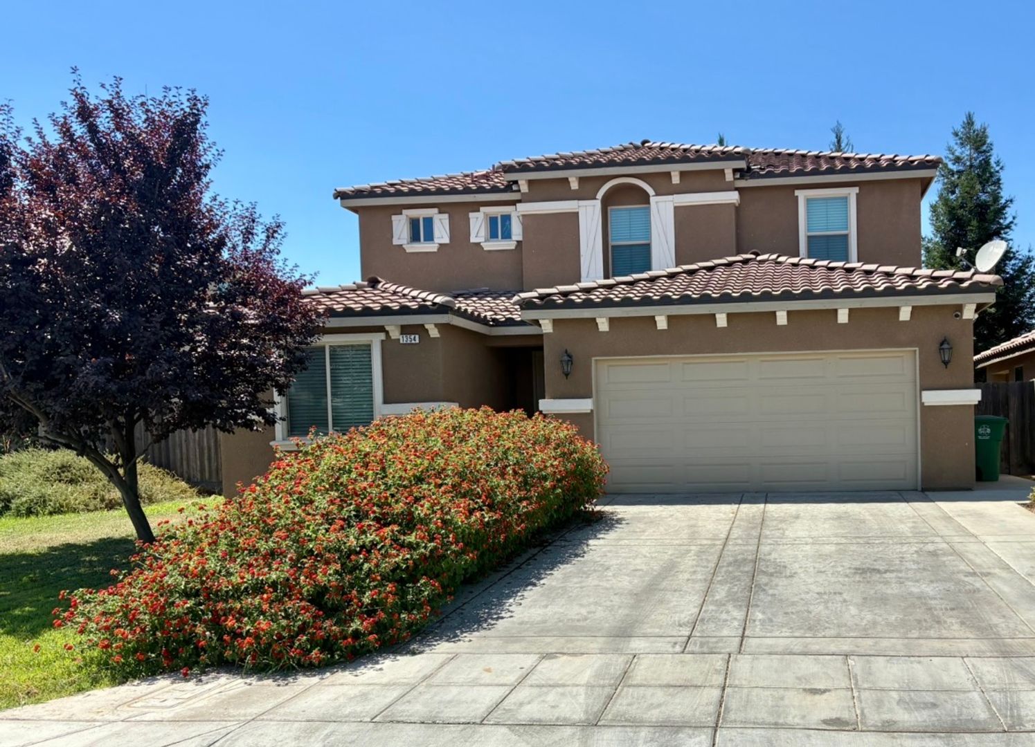 Madera House: 1354 Steven Ln