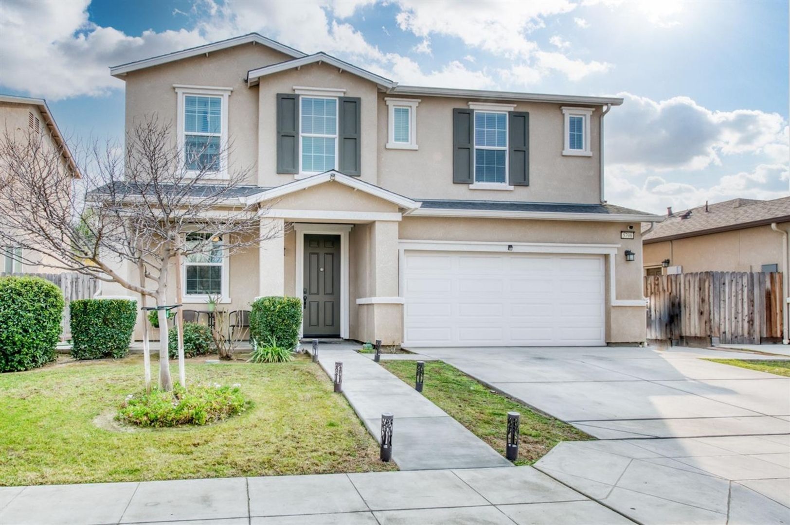 Fresno House: 5798 E Beck Ave