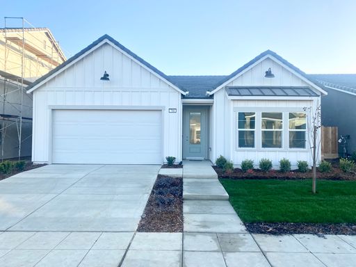 Beautiful 3 Bed / 2 Bath Lennar Home in the Riversone Community – photo 1