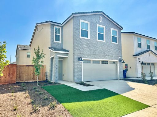 BRAND NEW North Clovis 3/2.5 with Loft – photo 1