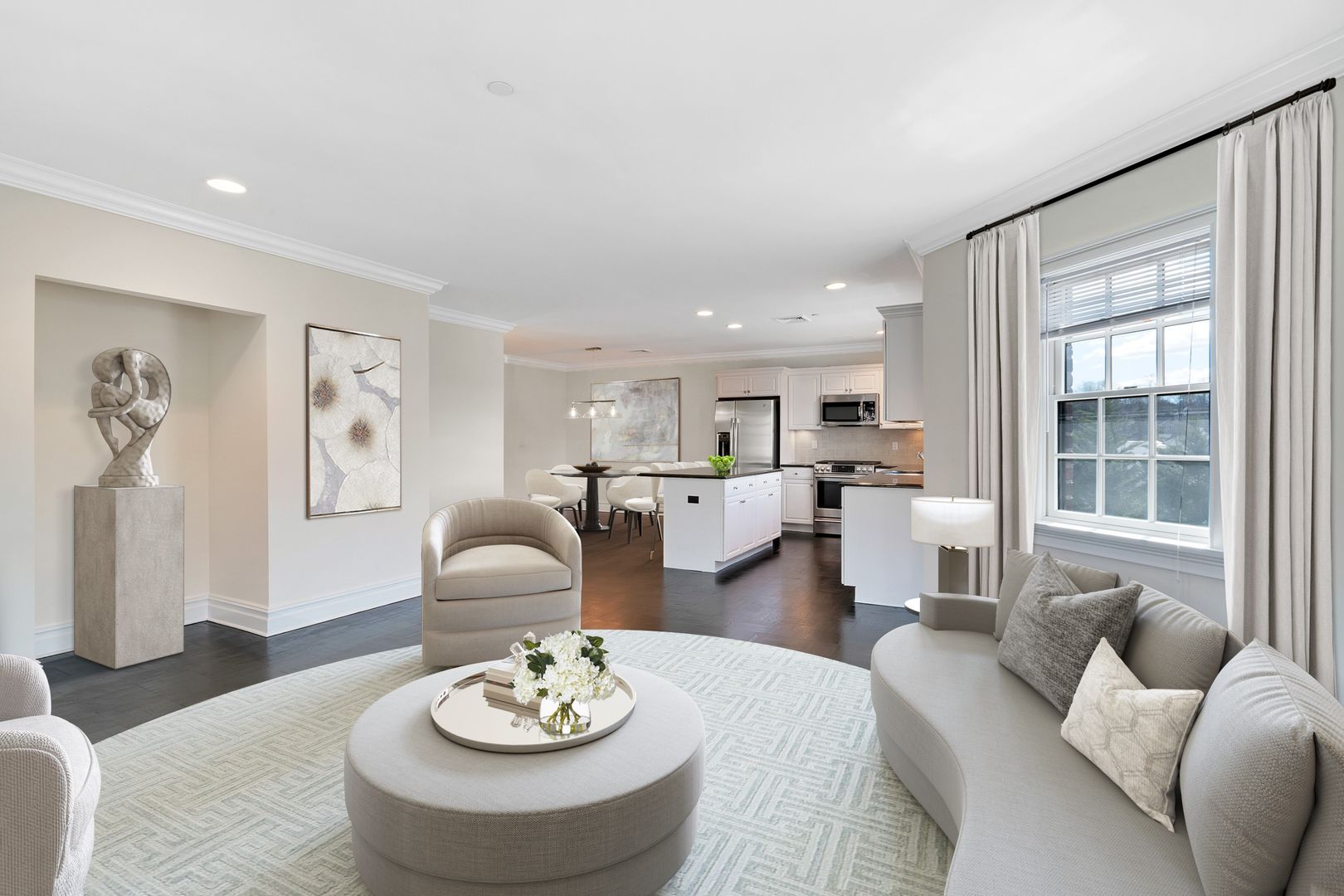 Scarsdale Apartment: 70 Garth Road