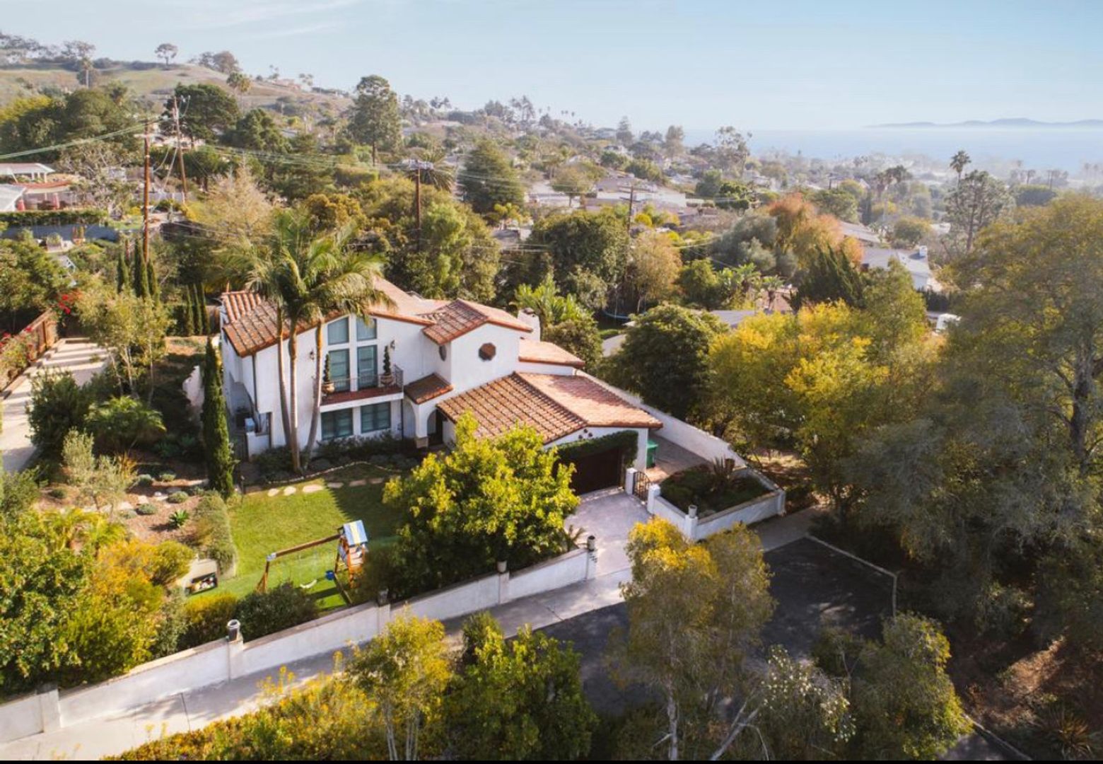 Santa Barbara House: 844 Meigs Road