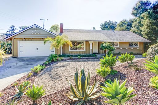Beautiful Renovated 3bd/2bth Mesa Home – photo 1