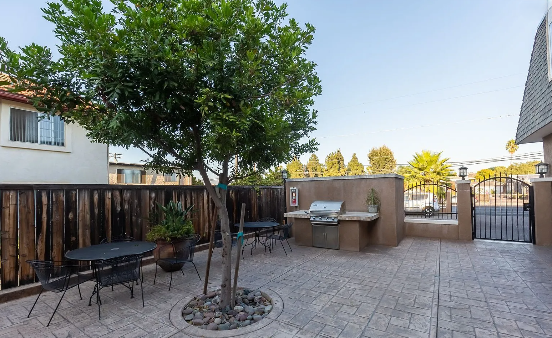El Cajon Apartment: 828 S. Magnolia Ave Unit 1 - 5