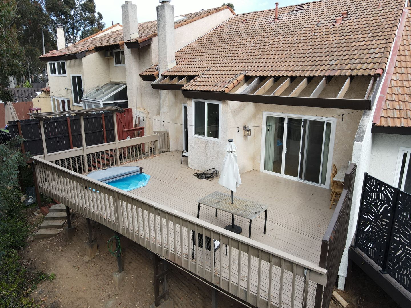 Carlsbad Townhome: 2066 Avenue Of The Trees