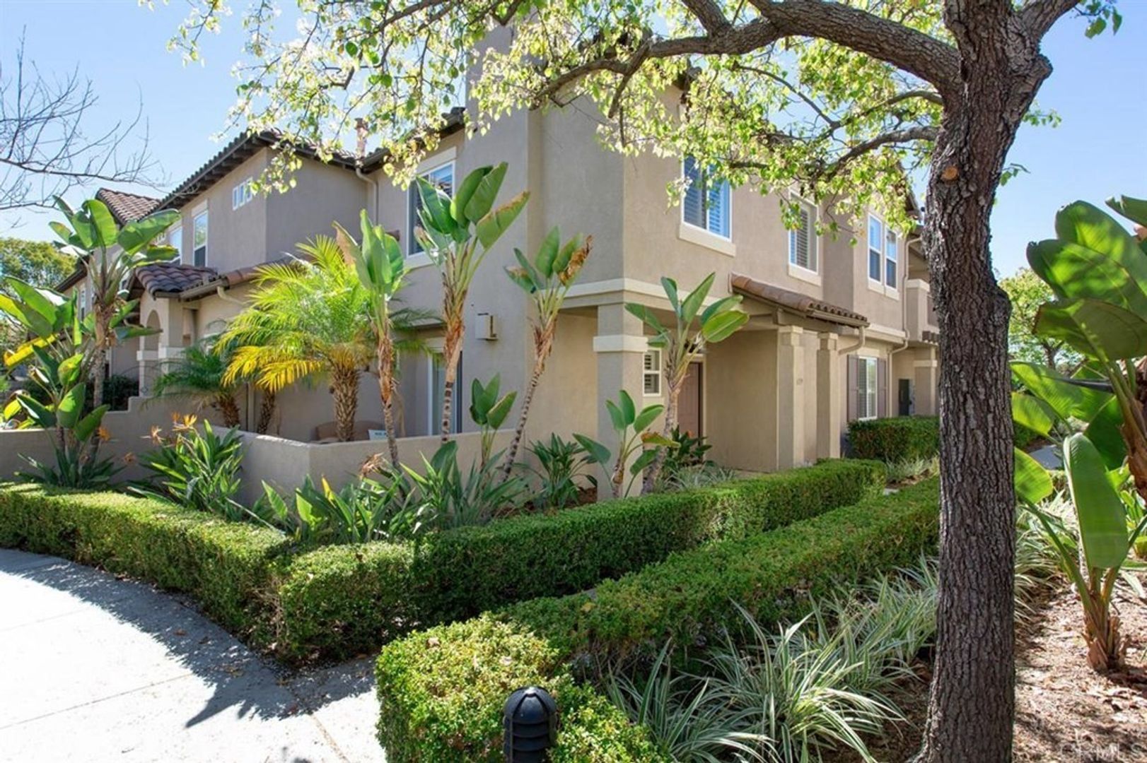 Carlsbad House: 6319 Citracado Circle