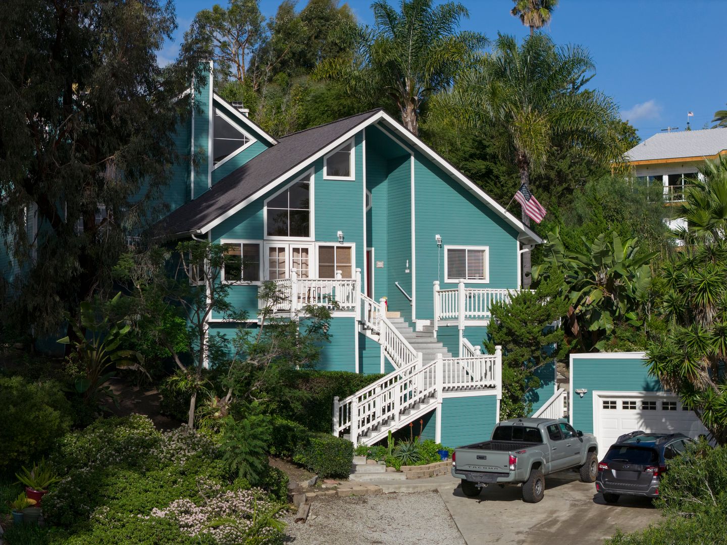 Oceanside House: 609 Hidden Canyon Way
