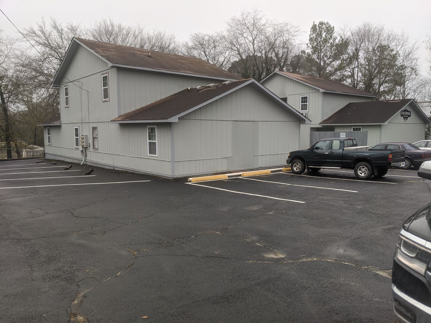 Dublin Apartment: 211 N. Washington St