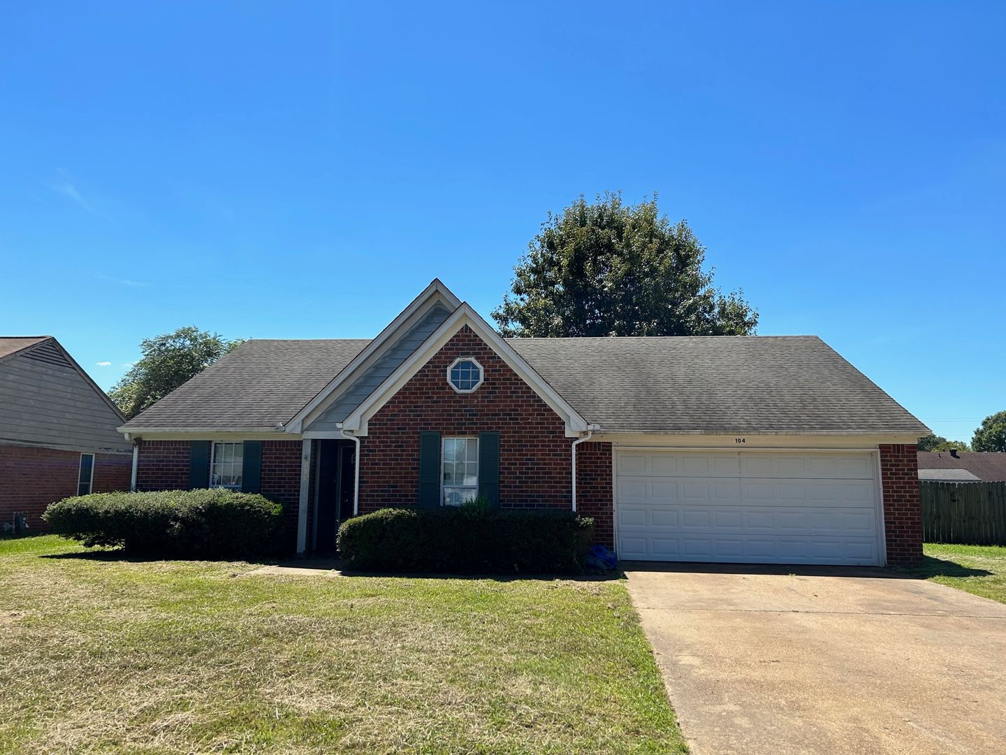 Senatobia House: 104 Orange Dr