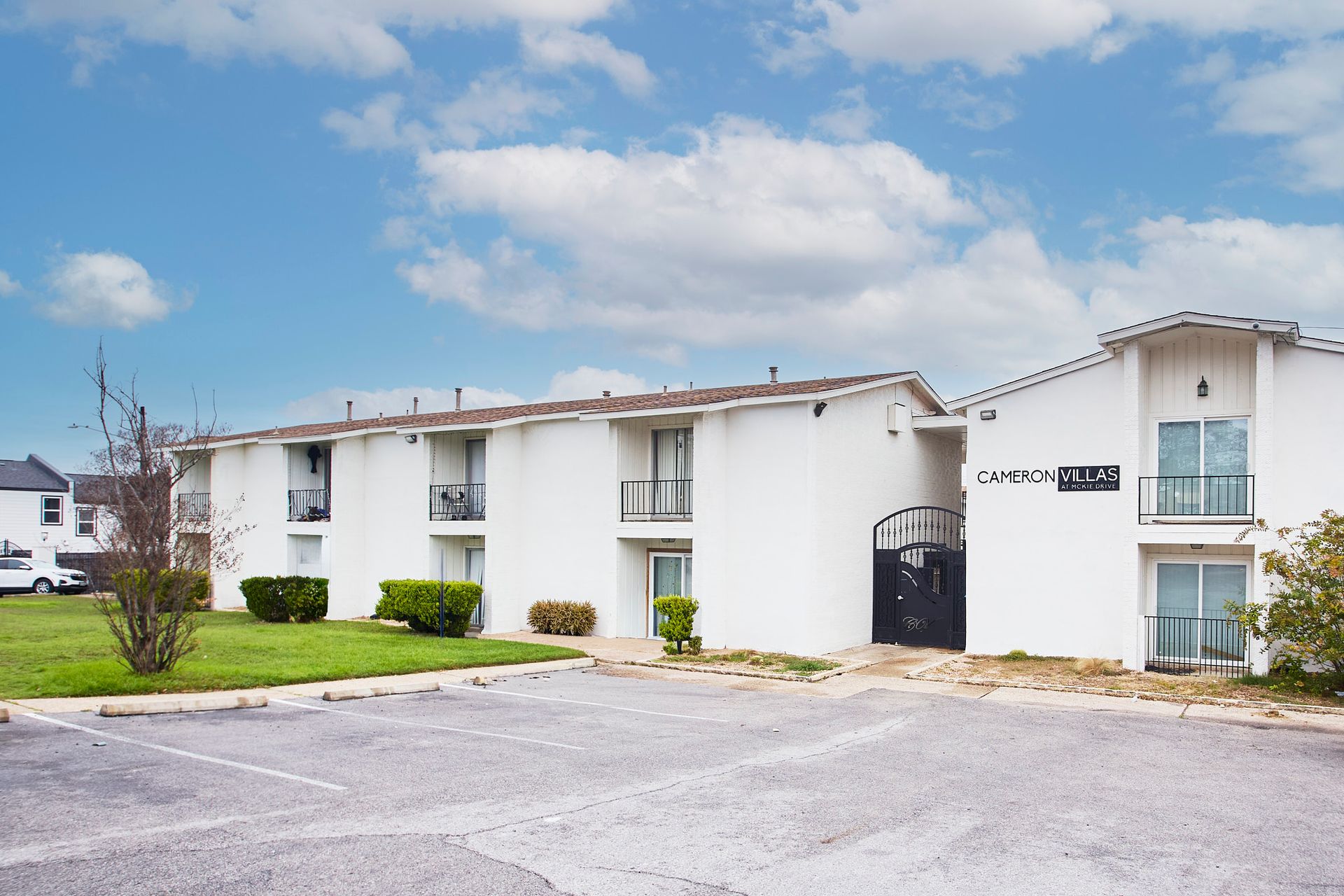 Austin Apartment: 1304 Mckie Dr.