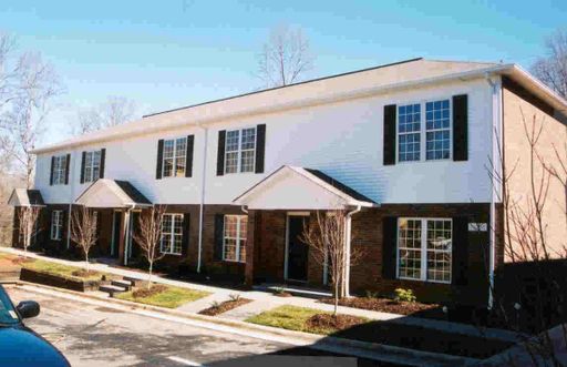 2BD/2.5BA Unit at Water Oaks! – photo 1