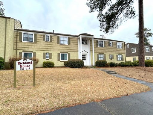 Hampton Hills 2 Bedroom, 1 Bath Condo – photo 1