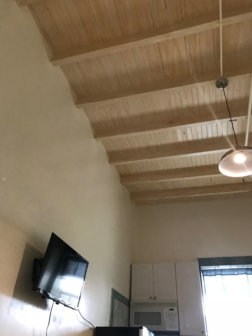 West Palm Beach Apartment: 2320 N Dixie Hwy