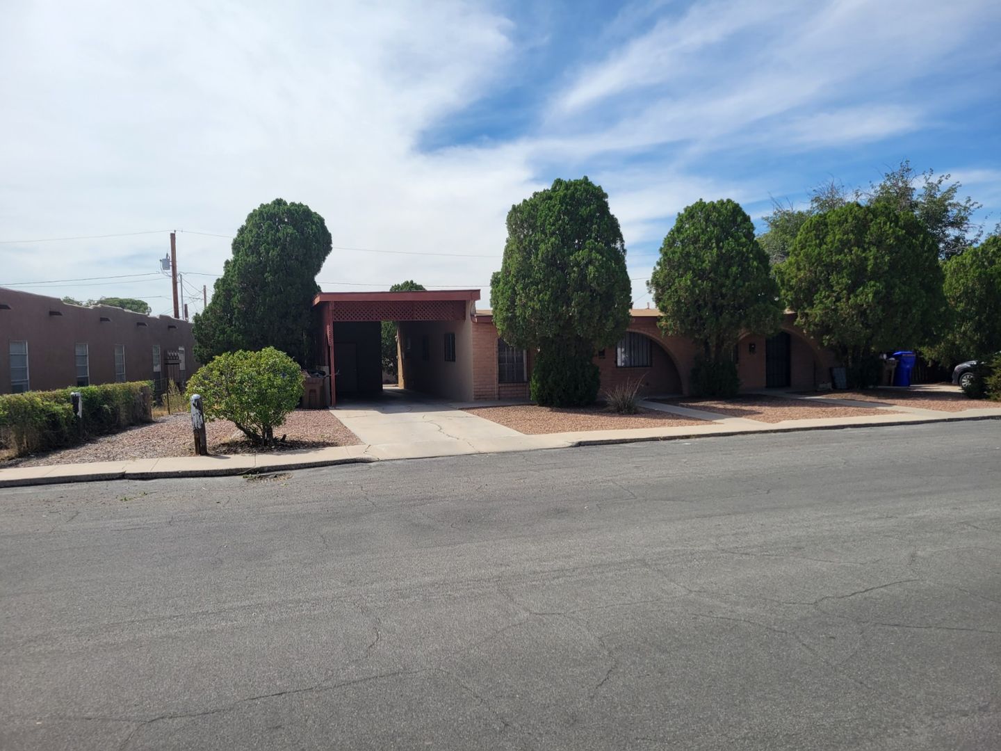 Las Cruces Apartment: 1029/1031 N. Melendres