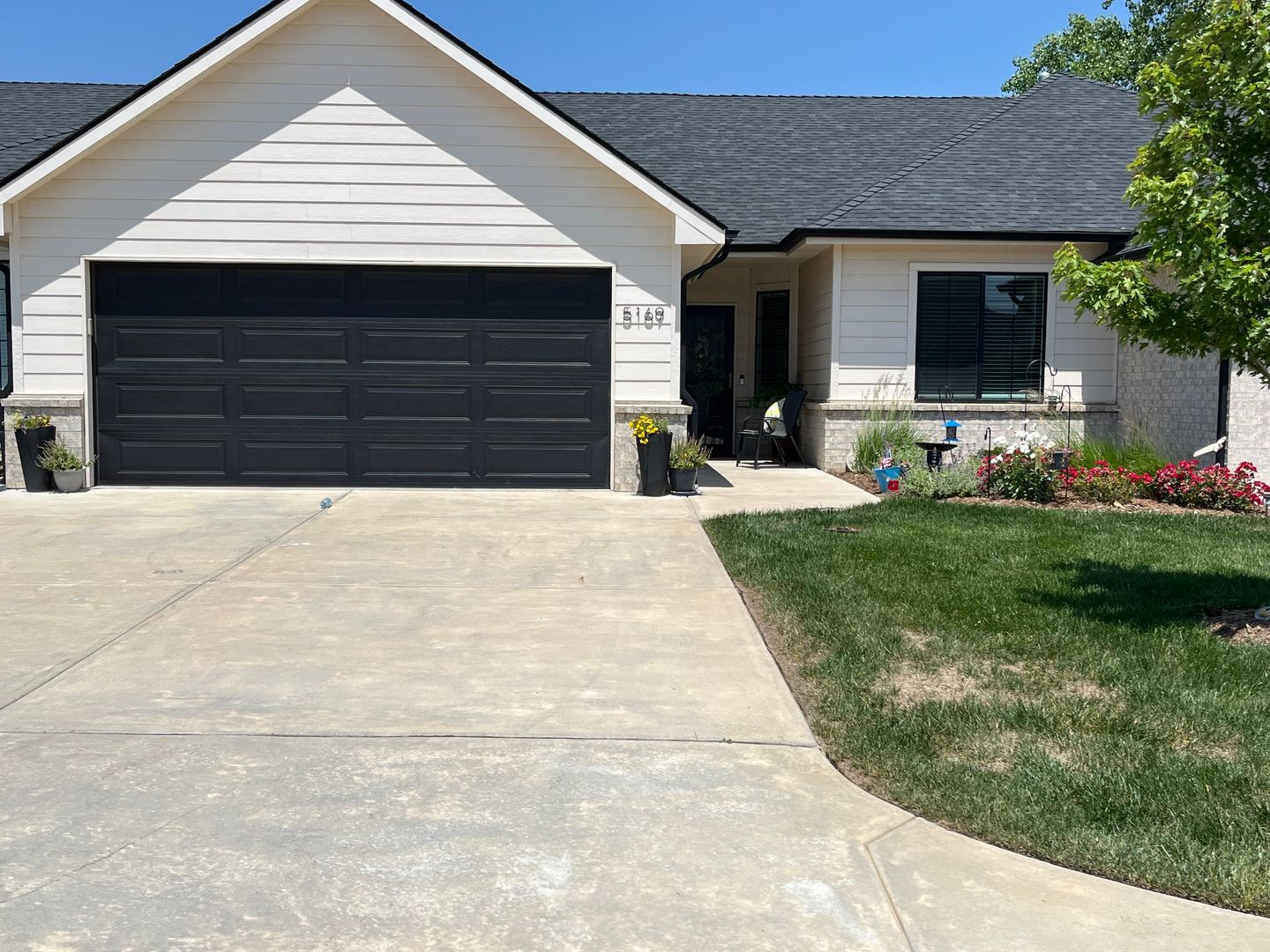 Wichita Apartment: 5169 Villa Pl.