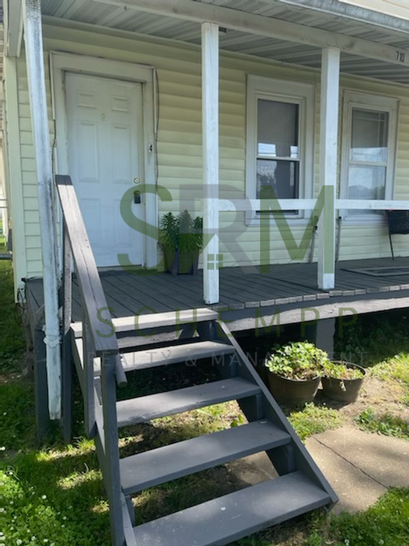 Louisville Apartment: 708-10 M St