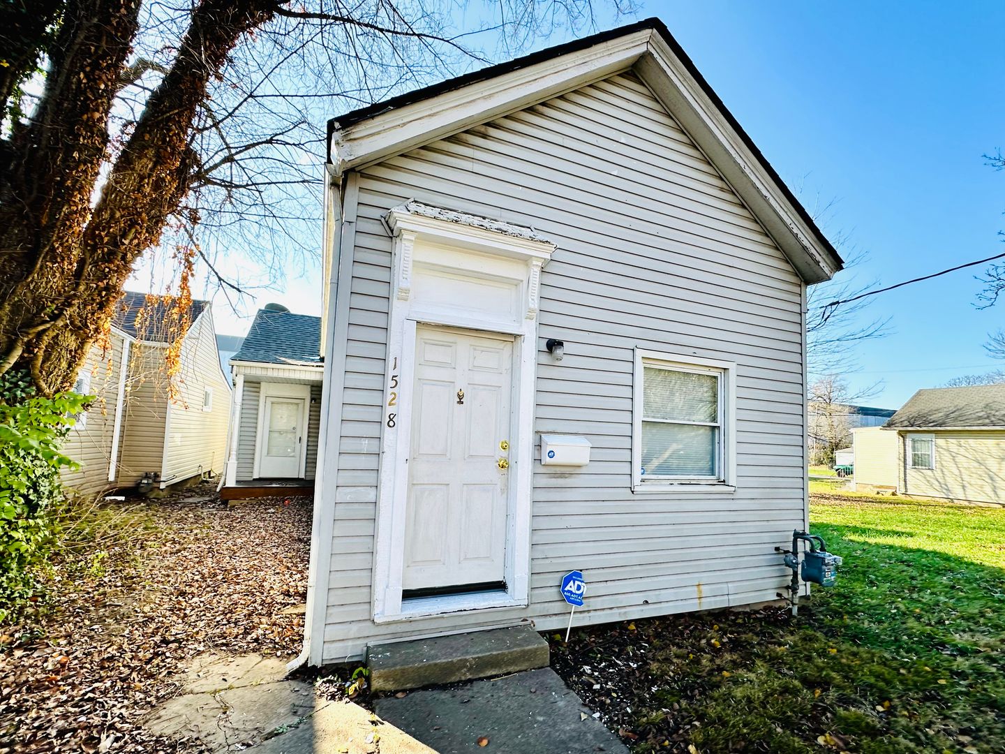 Louisville House: 1528 Wilson Ave