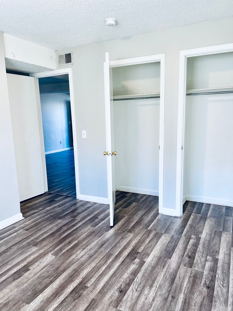 1519 Crums Lane 50, Louisville, KY 40216