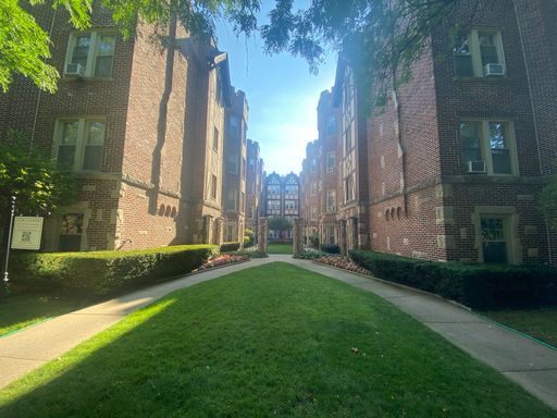 4233-39 N Hermitage Ave Chicago – photo 1