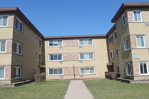 1507-1525 Howard Street Evanston, IL 60202