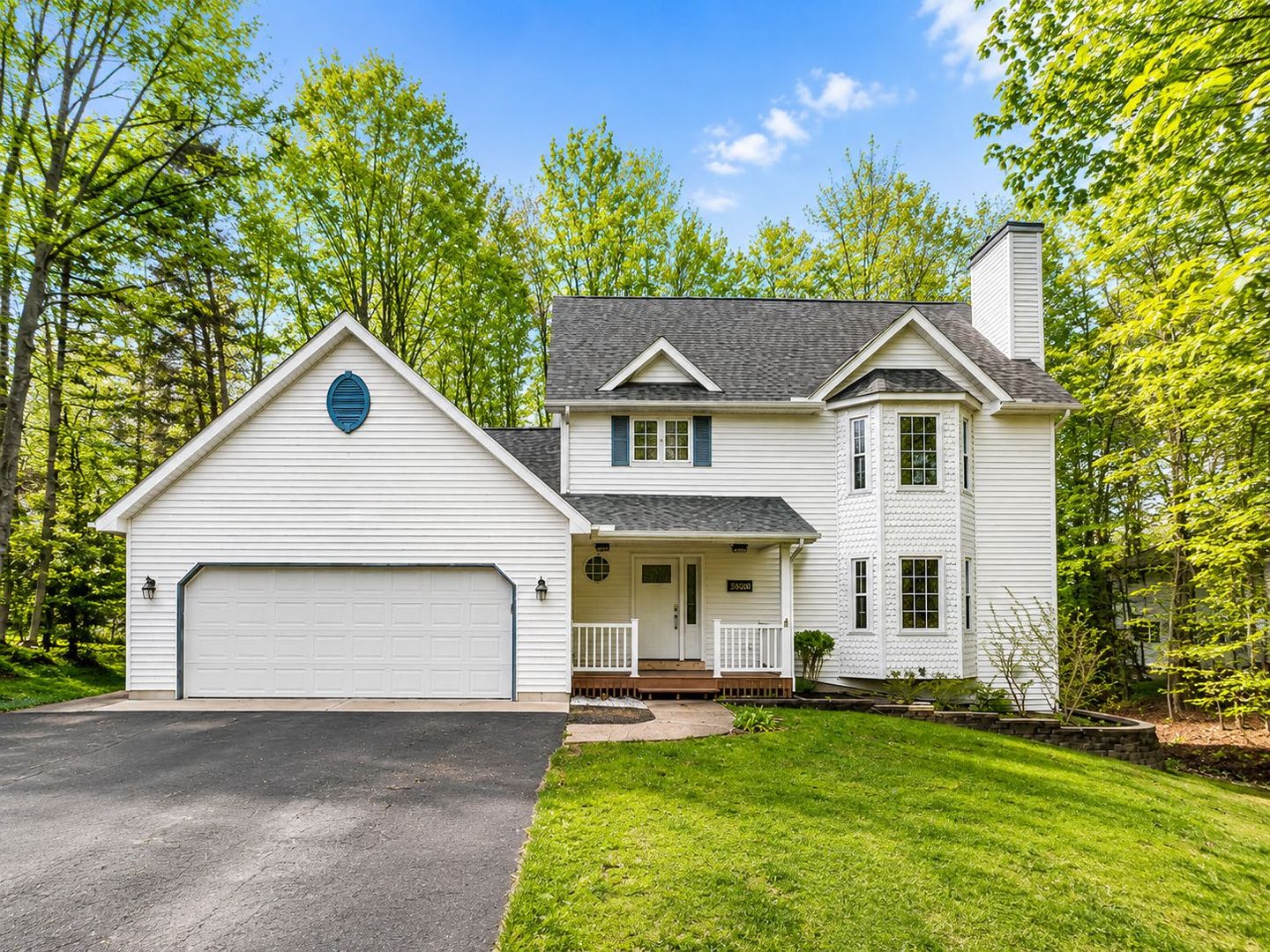Traverse City House: 3098 Silver Hills