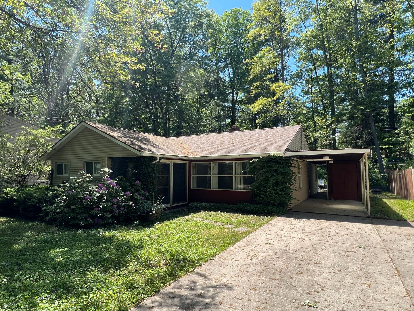 Traverse City House: 212 Huron