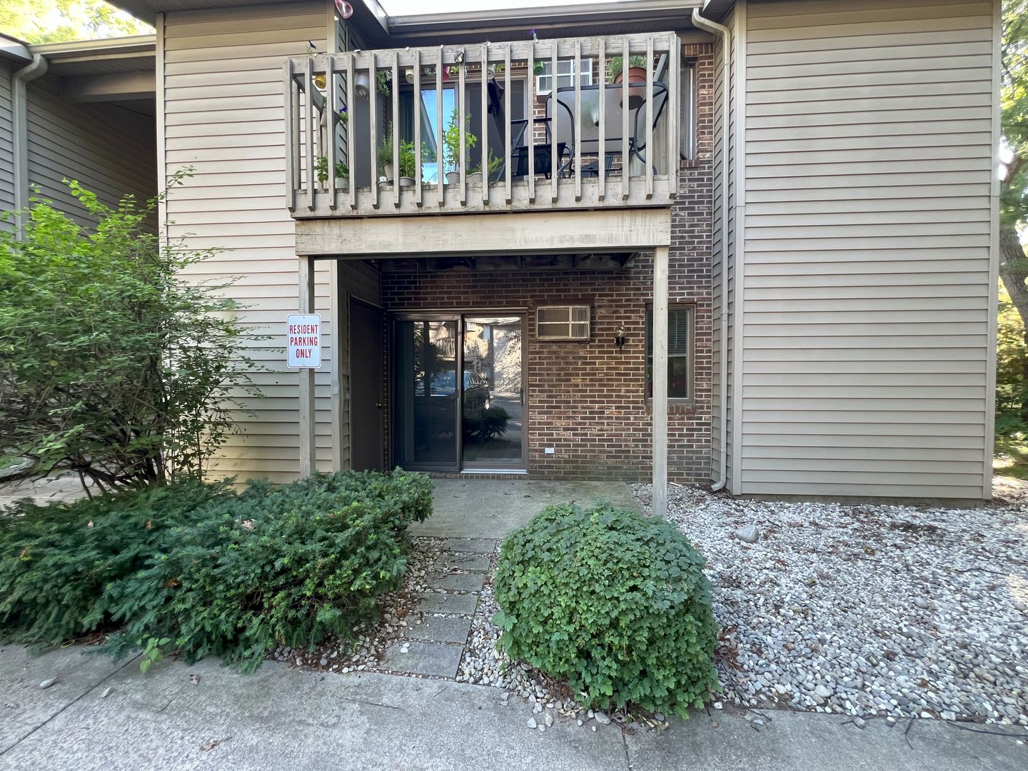 Traverse City Apartment: 414 417 426 Munson Place