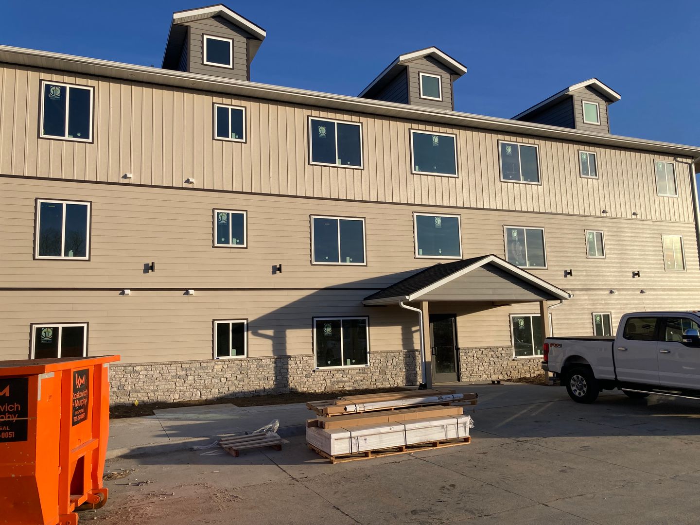 Sioux City Apartment: 2606 Apache Court