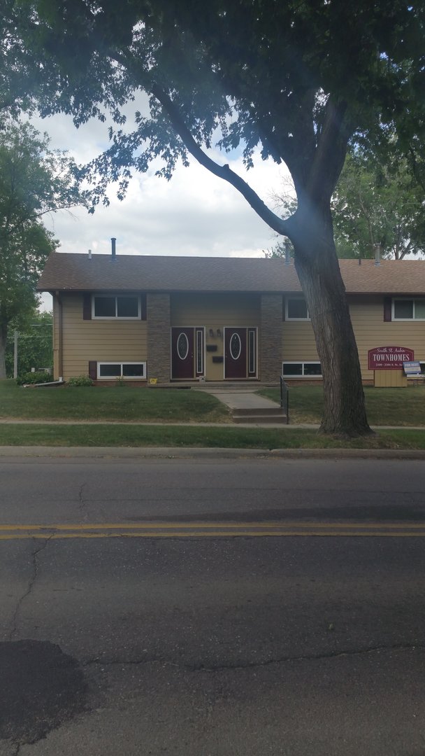Sioux City Apartment: 2300 S. St. Aubin St.