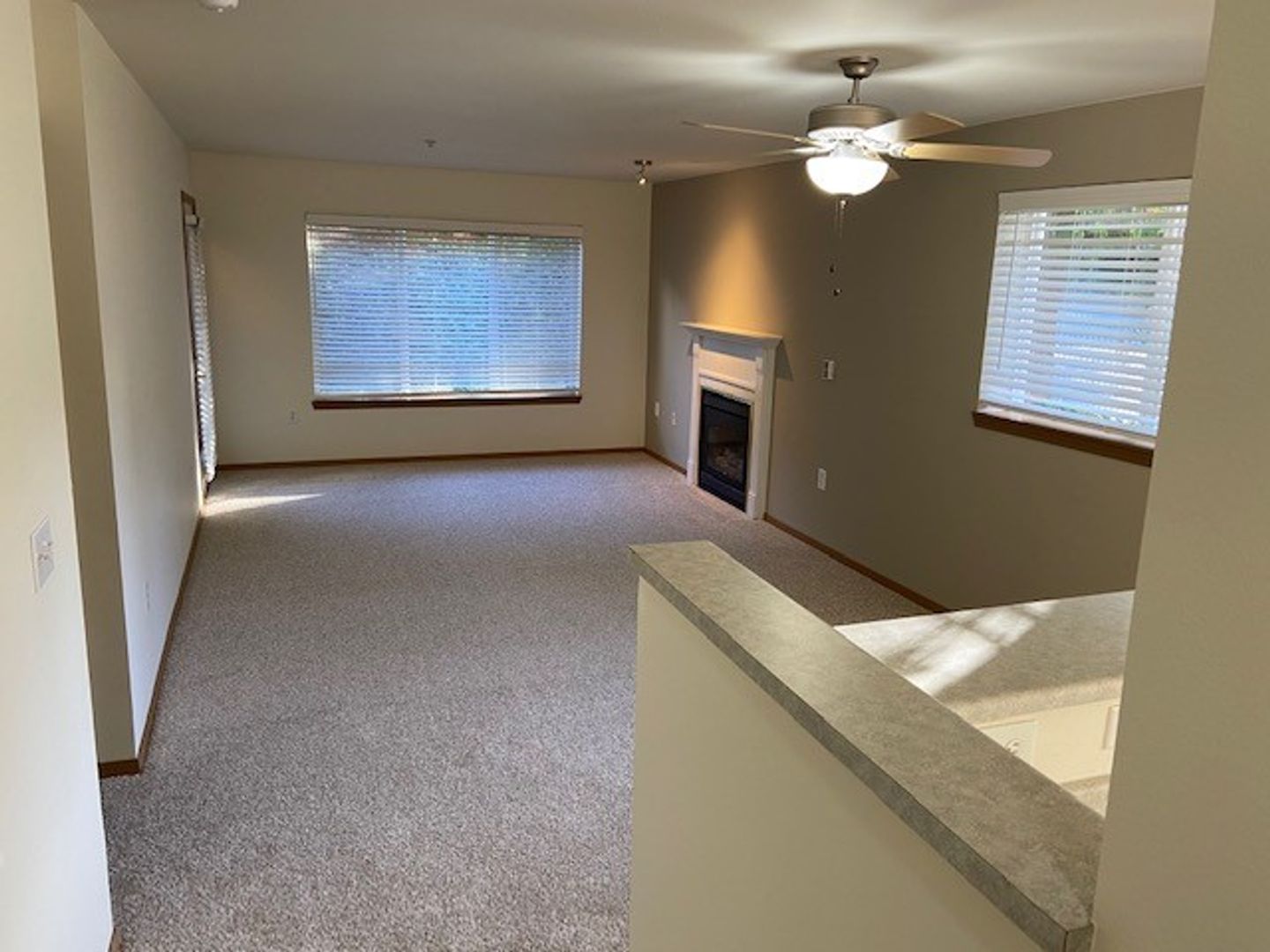 Auburn Apartment: 12110 SE 312th St