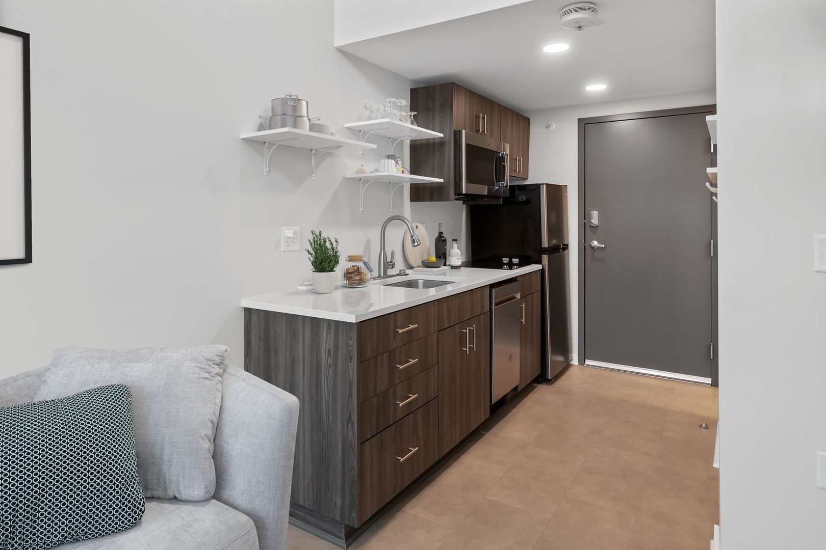 Kansas City Apartment: 5522 Troost Ave