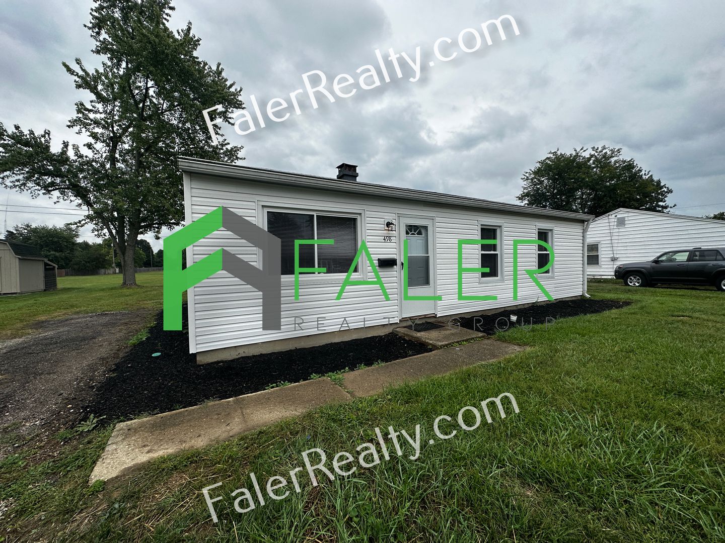 Xenia House: 498 Ridgebury Dr