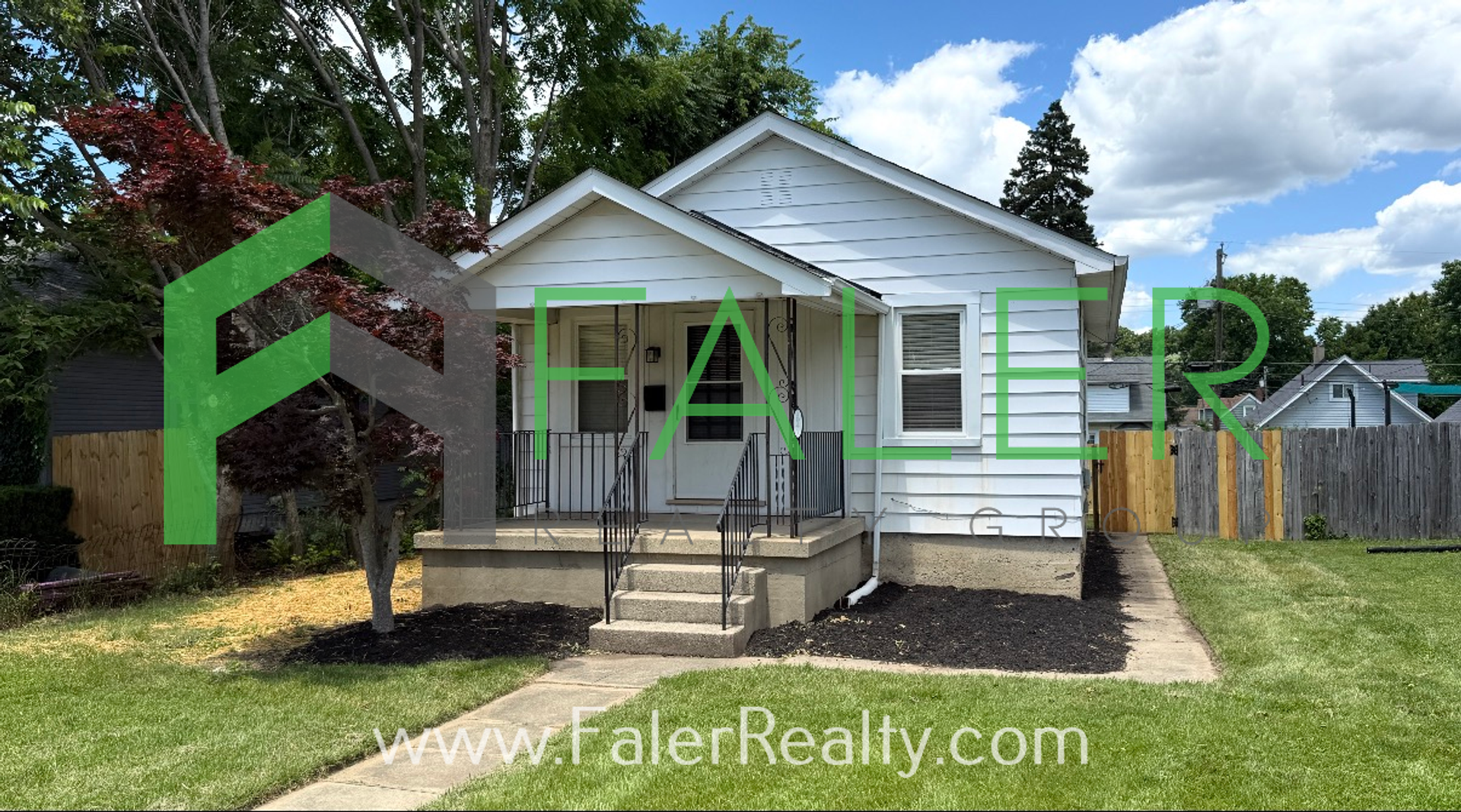 Kettering House: 1047 W Dorothy Lane