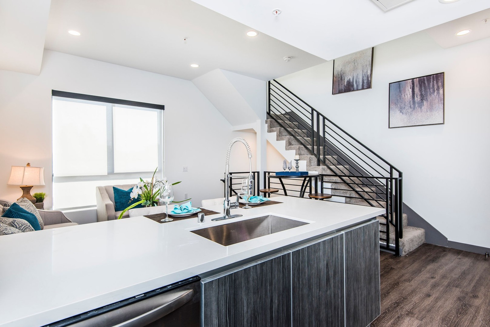 Come home to these New Modern Townhouse!