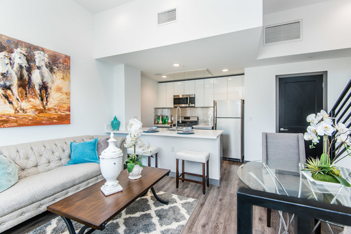 10748 Riverside Dr.  - 12, Los Angeles, CA 91602