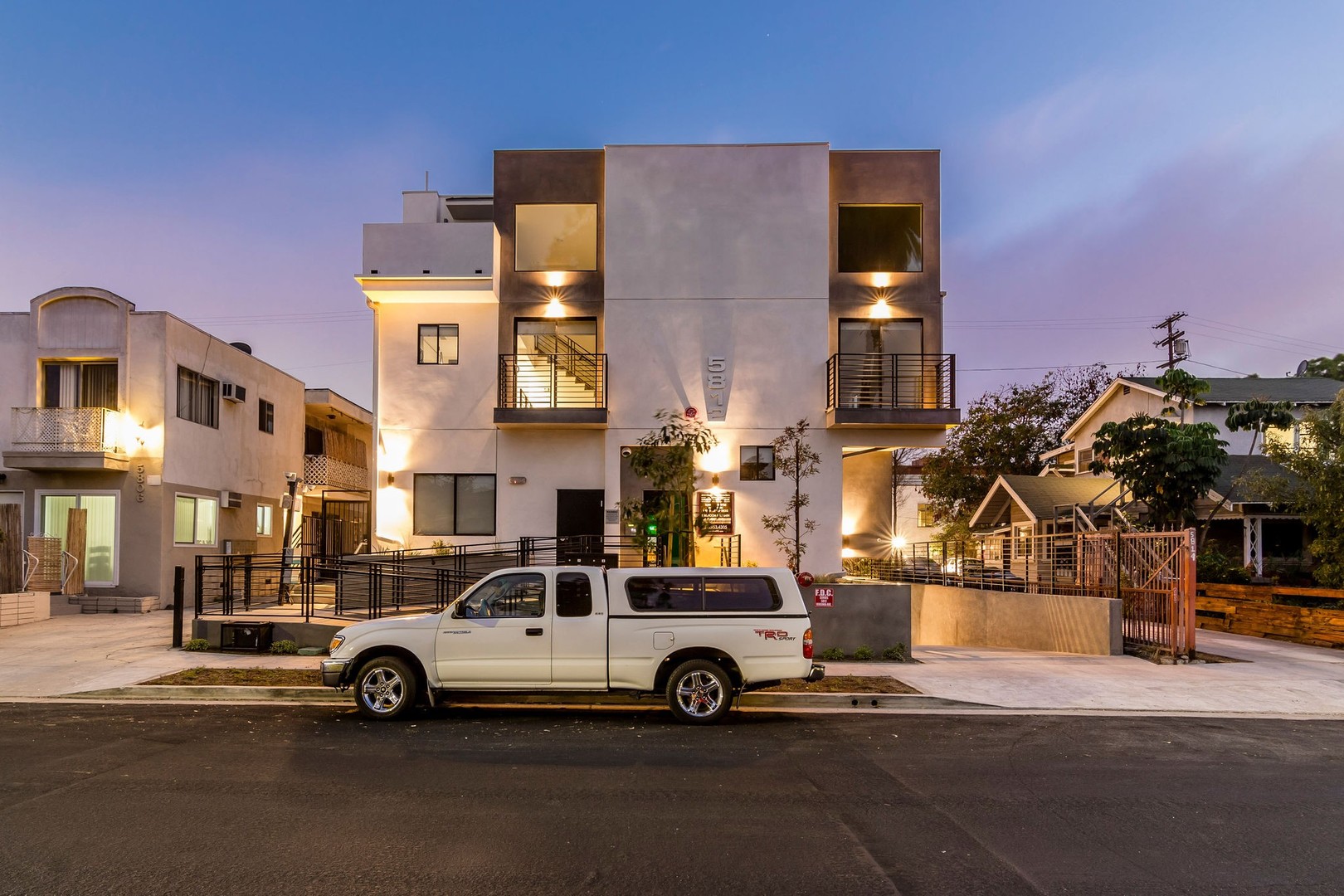 Property at 5812 Virginia Ave 2 of 12