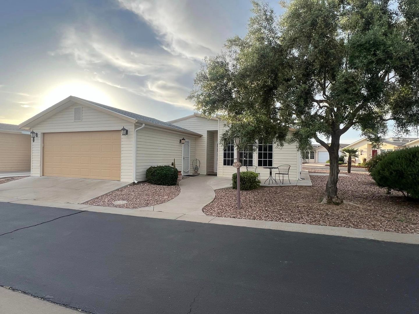 Apache Junction House: 3301 S Goldfield Rd Lot #4077