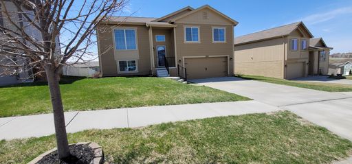 Location, Charm and Comfort! – photo 1