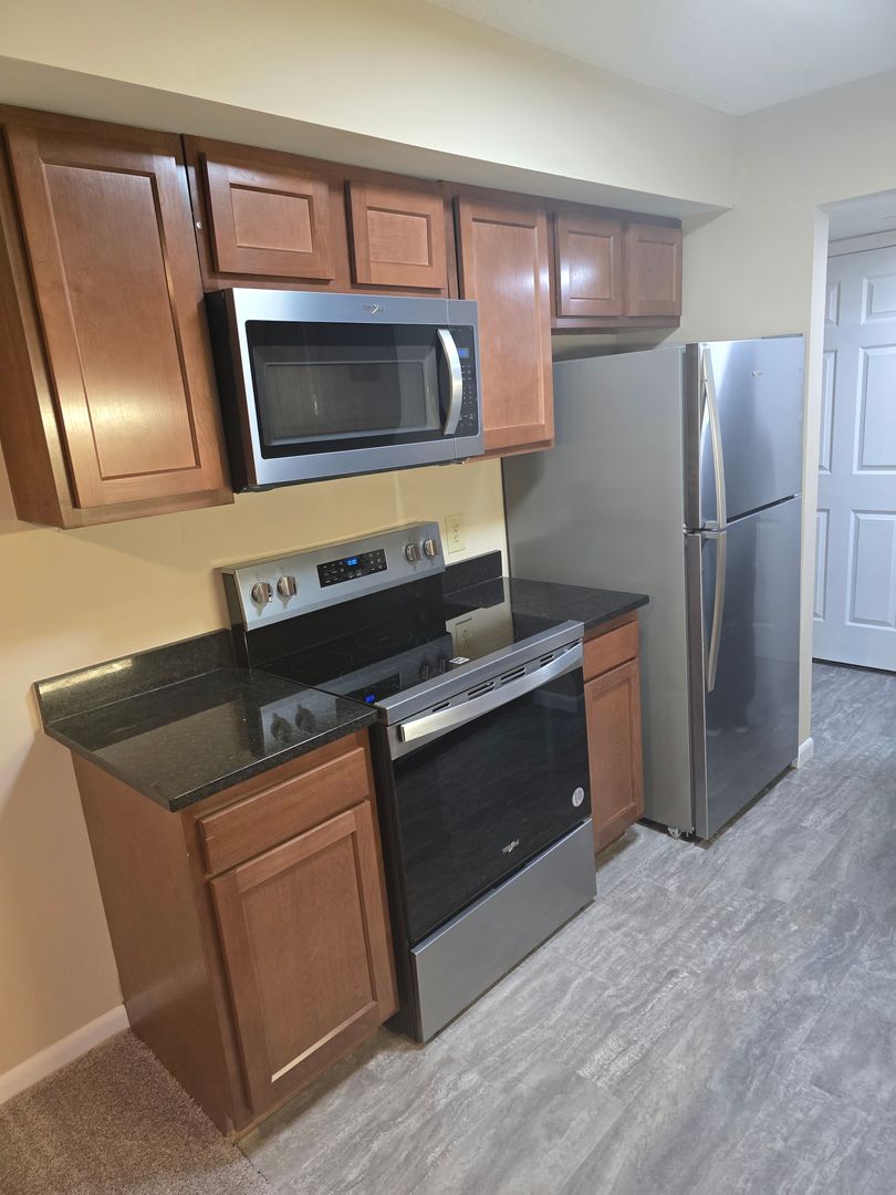 Omaha Apartment: Jackson Square LLC