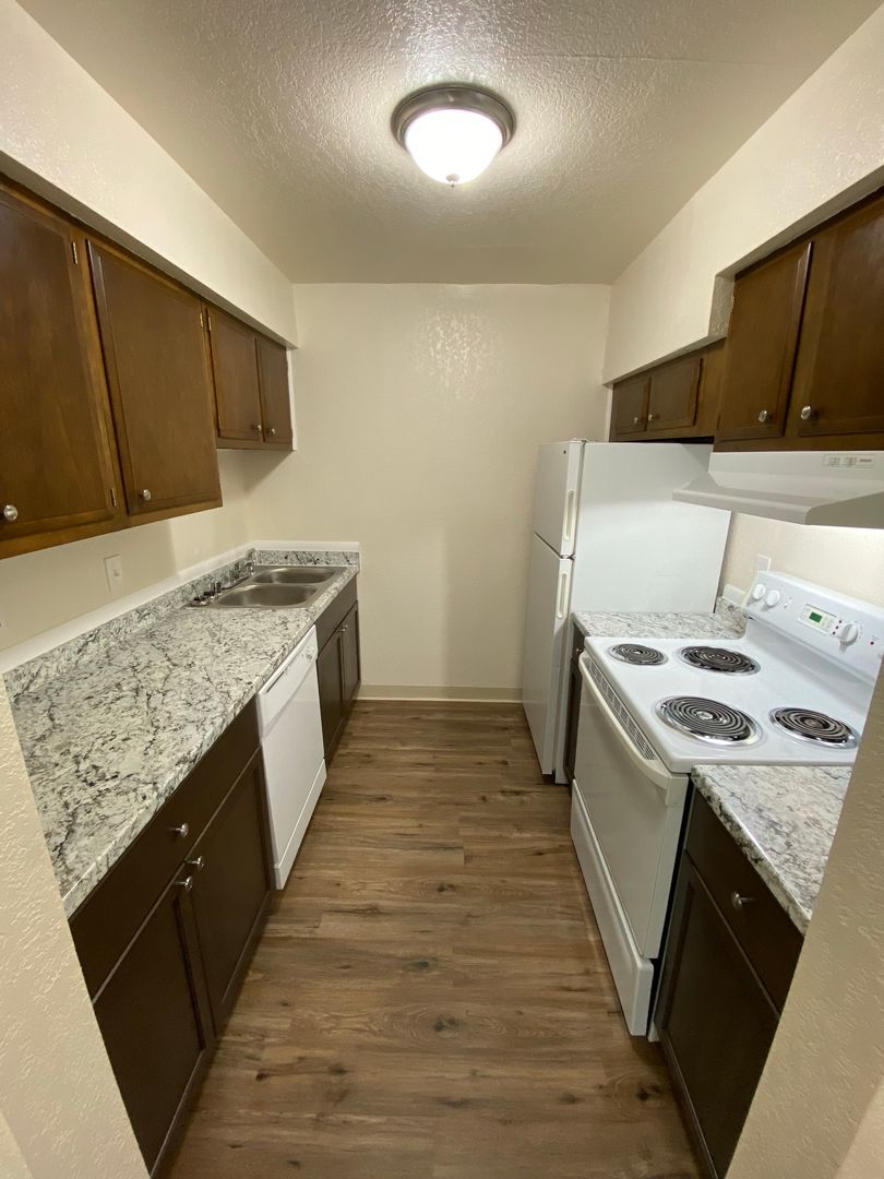 Anchorage Apartment: 2205 Eureka Street