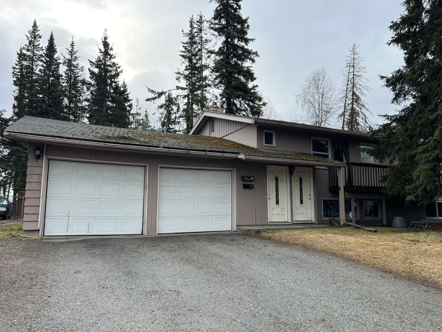 Anchorage Apartment: 1321 Turpin Street