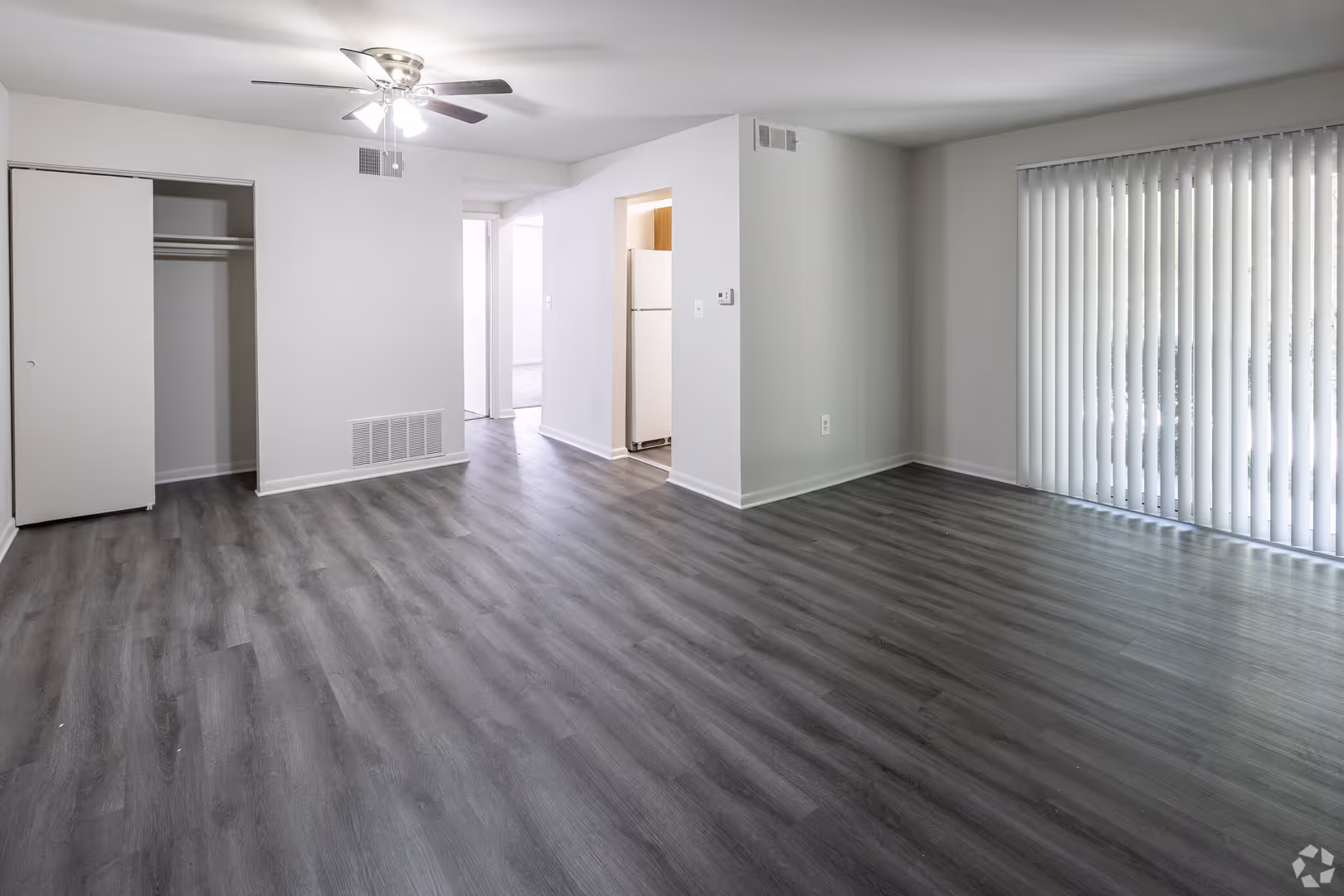 Baltimore Apartment: 4601 Pen Lucy Rd